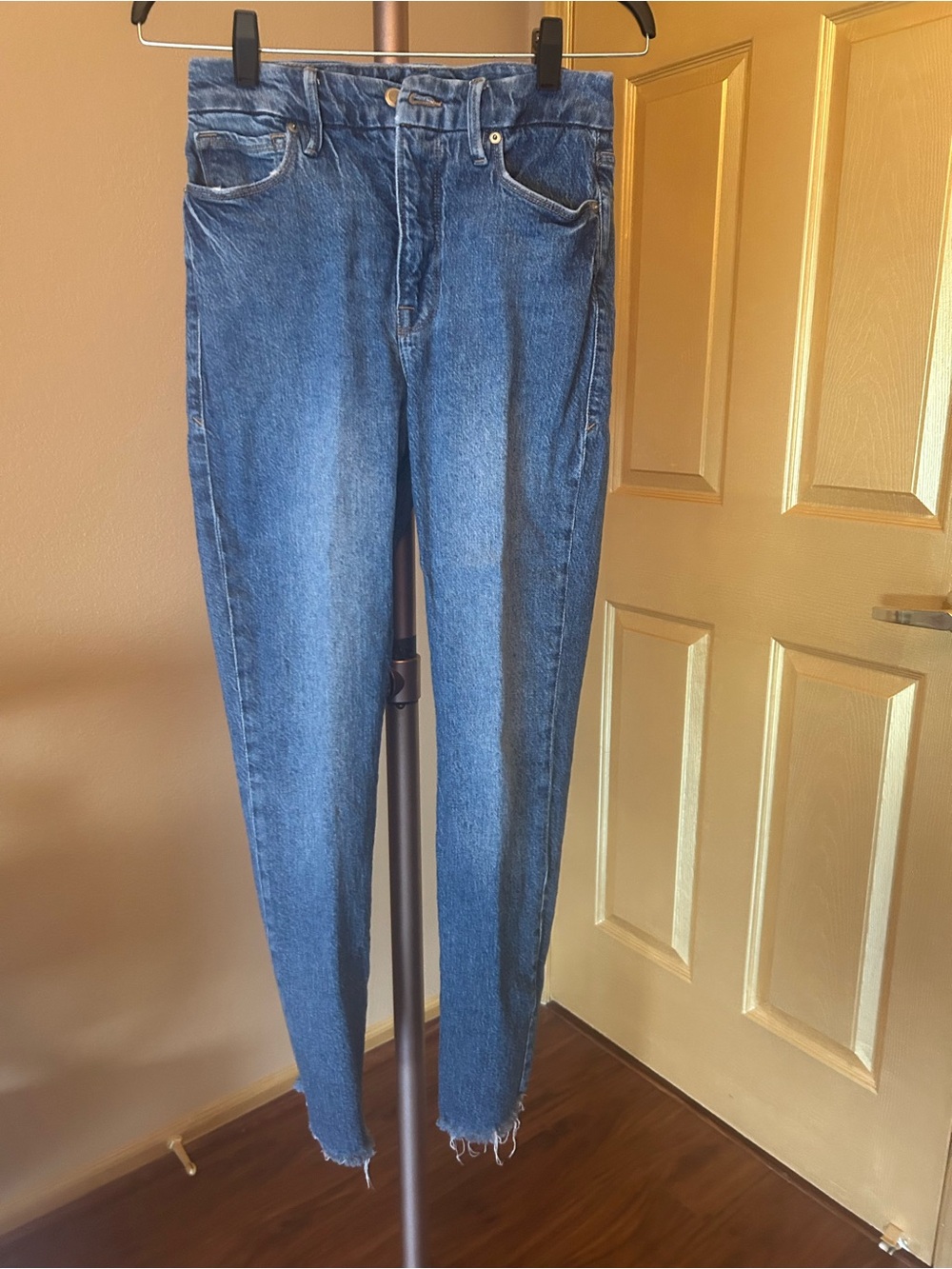Good American straight leg jeans